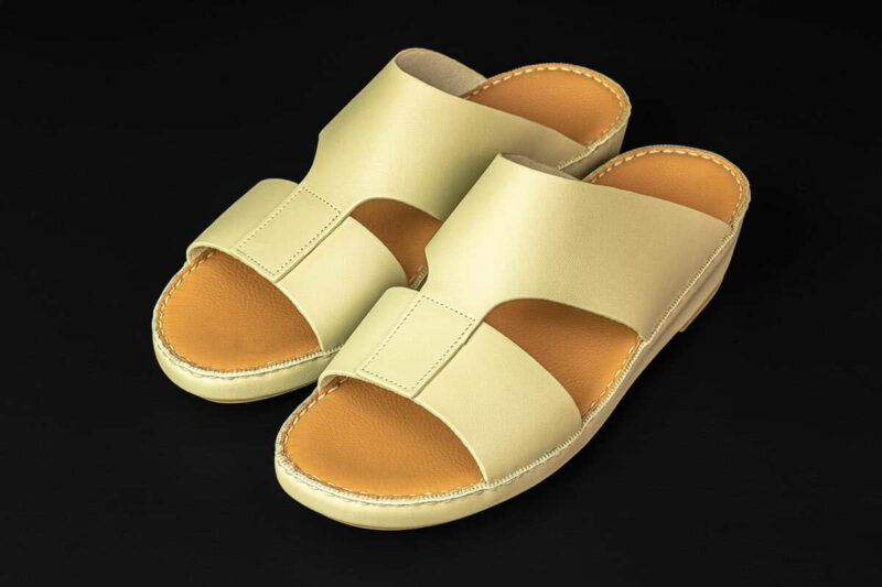 Metro Sandals : Buy Metro Mens Black Leather Textured Sandals Online |  Nykaa Fashion